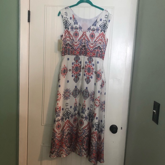 NWT midcalf dressy dress perfect condition. - Picture 6 of 7